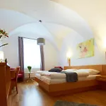 Rathauskeller Hotel 3*