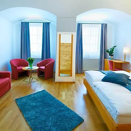 Rathauskeller Hotel 3*