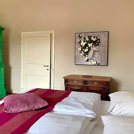 Hotel Rathauskeller 3*