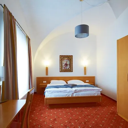 מלון Rathauskeller