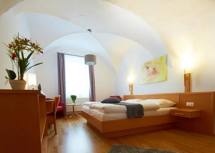 Rathauskeller Hotel 3*